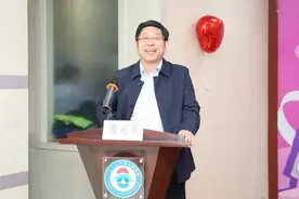 致敬护士队伍！山东大学齐鲁儿童医院举办5.12护士节庆祝大会图片