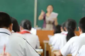 视频│官宣！北京高校、中小学、幼儿园开学时间确定视频封面