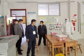 东营市广饶县教育行政领导督导学校疫情防控工作图片