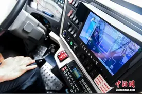 广州运行首条5G快速公交智能调度试点线图片