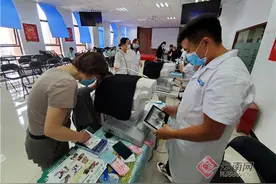 AI辅助提高诊断精度 眼底筛查为健康保驾护航图片
