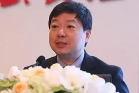 基金圈再现重大人事调整！基金业协会主要领导变动 会长洪磊即将“转会”图片