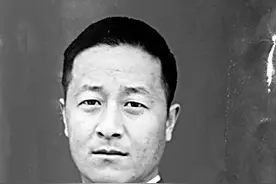 万金刚：献身使命的忠诚卫士图片