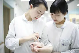 5·12护士节 玫琳凯致敬白衣天使图片