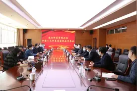 通化师范学院欢送全国人大代表张宝艳赴京参加“两会”图片