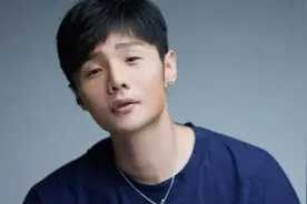 李荣浩怒怼自家物业：训住户像训孙子，车库脏得能拍鬼片图片
