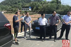 射洪市副市长何小江一行调研园区建设工作图片