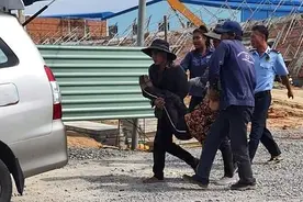 越南同奈省江田工业区一围墙垮塌 致10人死亡 多人受伤图片