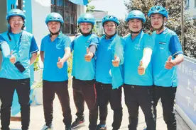 聋哑人叶桂：自强不息送外卖图片