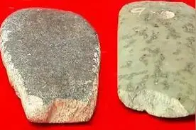 河南省镇平县安国古城出土两枚玉铲推断此地玉雕至少有4500年历史图片