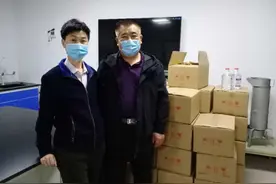 舒兰当地企业家 献爱心 助战疫图片