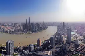 张文宏和李佳琦，什么样的城市精神让“顶流”在上海“汇流”？图片