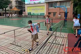 多图直击“神兽”归位！广州小学四五六年级返校啦图片