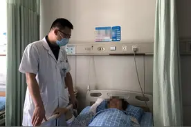 六旬老人全身皮肤发黄，一查竟是胰腺癌图片
