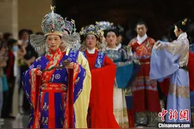 南京博物院上演“博物馆奇妙夜”图片