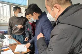 当好“主心骨”，做好“战斗员”！张继波始终坚持“一线工作法”图片