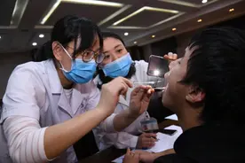 致命拔牙：拔了智齿颅内感染了，肇庆小伙险些因拔牙丧命图片