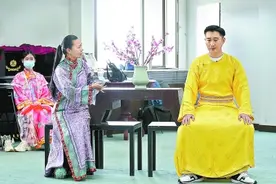 曲剧团复工“组装式”重排经典《珍妃泪》图片