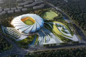 寓意为“火凤凰”的龙兴专业足球场正式动工，是2023年亚洲杯主办场地，有6万坐席图片