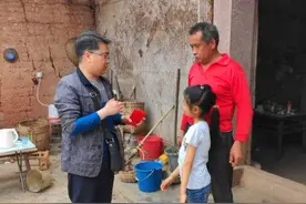 一个都不能少｜贫困户异地搬迁不愿拆旧房 第一书记2年8次走访解难题图片