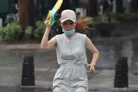深圳今夜到明天有暴雨，局部大暴雨，后天还有中雨图片