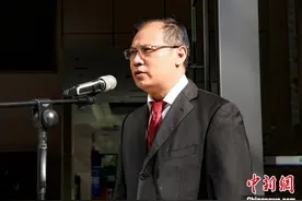 “绿色提案大户”潘碧灵：在洞庭湖区率先建立湿地补偿机制图片