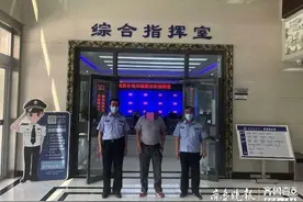 济南一男子给他人轮胎放气玩，结果被拘留三日图片