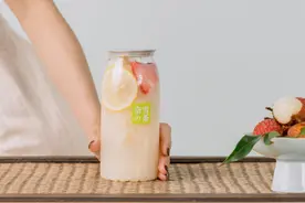 荔枝上市正当时，这些荔枝味儿奶茶想不想尝尝？图片
