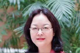 郑亚莉代表：要帮高职毕业生扫除就业歧视图片