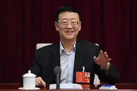 全国人大常委会委员、台盟中央常务副主席李钺锋访谈实录图片