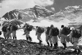 致敬！60年前，这三位中国人首次实现登顶壮举图片