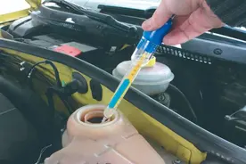 用车小知识：汽车冷却液的作用与更换技巧图片