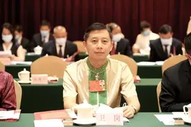 「市长之声」全国人大代表、云南省德宏州州长卫岗：产业是德宏发展的关键支撑 招商引资是德宏经济增长最有效手段图片