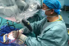 慌！53岁突然耳聋了怎么办？掂！”人工耳蜗植入术”出手拯救听力图片