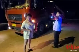 半夜跟着导航开进山路，货车绕了3小时仍原地转圈，小两口快急哭图片