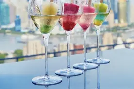 上海宝格丽酒店联合巴黎之花推出香槟鸡尾酒，灵感源于珠宝图片