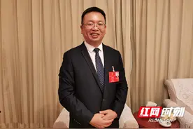 代表心声｜聂鹏举：建议提高教师待遇、优化教师评价体系图片