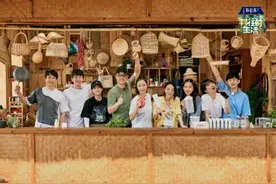 陶虹别假装少女人设了 你就是个有点特别的中年女演员图片