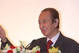 家国情怀何鸿燊：天价买下圆明园珍贵兽首捐给国家图片
