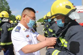 省消防救援总队督导组深入基层大队督导检查工作图片
