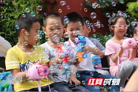 泡泡秀色彩趴美食节 开启幼儿园萌娃的七彩六一图片