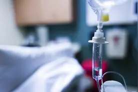 男童中毒变“紫人”！医生紧急提醒图片