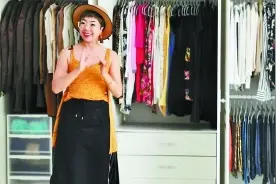 花钱请人给自己收拾衣柜图片