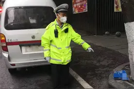 如此交接车……被偷了图片