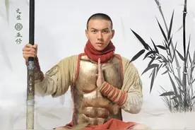 古装喜剧《暴走武林学园》开播，文生诠释“最帅武僧”热血闯江湖图片