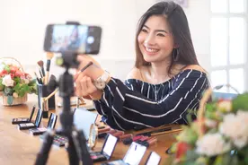 走进“李佳琦们”的复制工厂：真正赚钱的地方，是发展新主播图片
