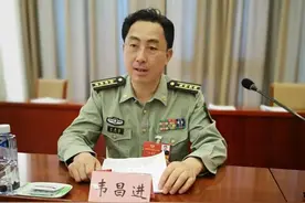 全国政协委员韦昌进：财政抚恤补助应向在乡老复员军人倾斜图片