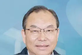 全国人大代表、江苏省工信厅厅长谢志成：做好“五链”保障产业链供应链稳定图片