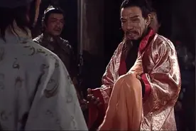 用脚打游戏都比你强？嘲讽到底是羞辱还是心理战？图片
