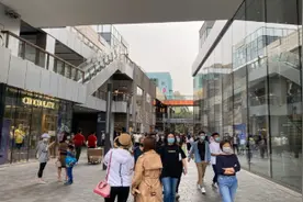 北京三里屯商圈改造加速，11家首店将陆续进驻太古里图片
